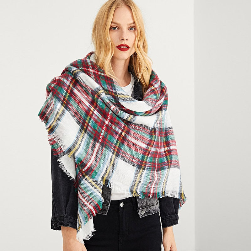 Doren Frayed Trim Plaid Scarf